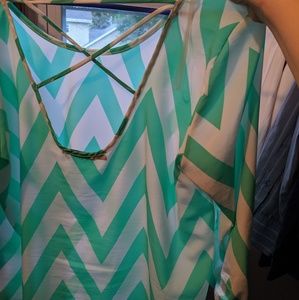 Maurice's Chevron 3/4 sleeve summer tunic